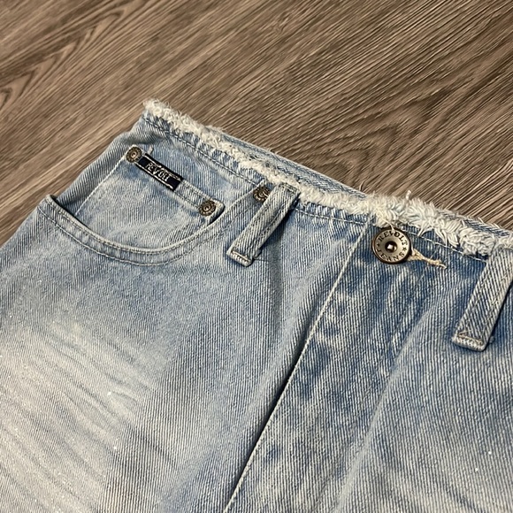 Womens vintage Y2K 2000s Silver Glitter Raw Hem Denim Skirt 28 in Waist - Picture 3 of 6